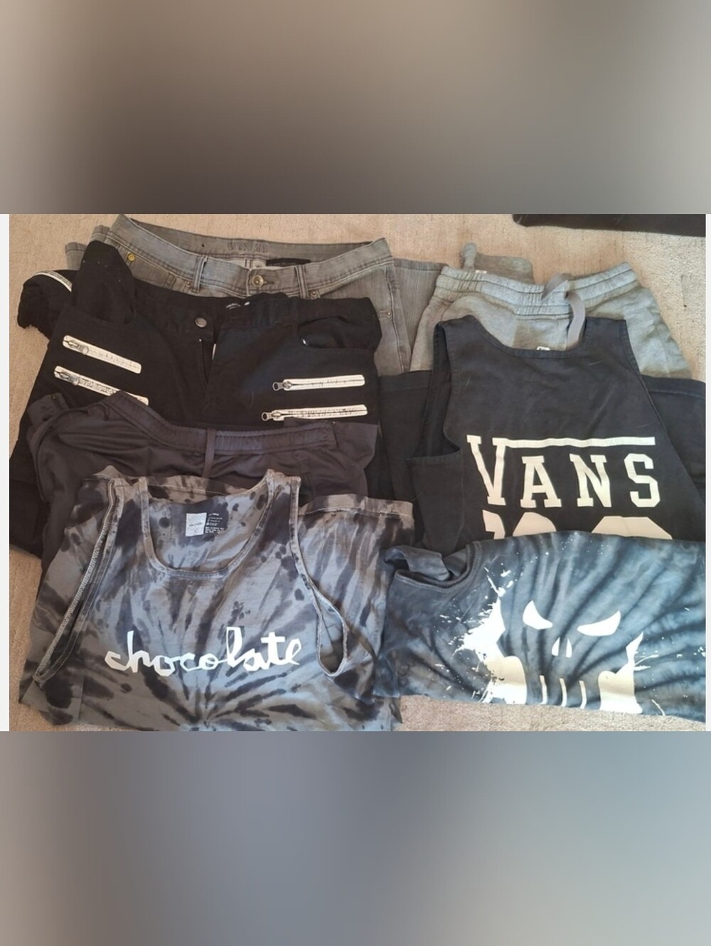 Lot Of Mens Clothes Lrg,Med and Small Vans, Tanks, Jeans And Joggers.